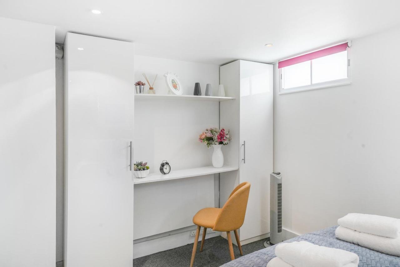 Spacious 2 Bedroom Apartment In Camden Londra Exterior foto